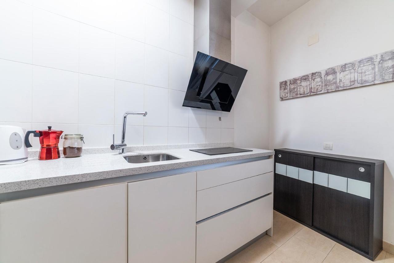 Alohamundi Quintana Apartment Seville Luaran gambar