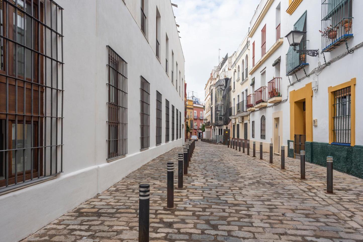Alohamundi Quintana Apartment Seville Luaran gambar